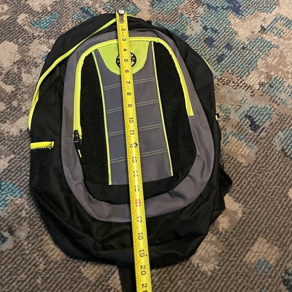 🎒 Arizona Blu Athletic Gear Backpack (Black, Gray, Neon Yellow) - Picture 3 of 8